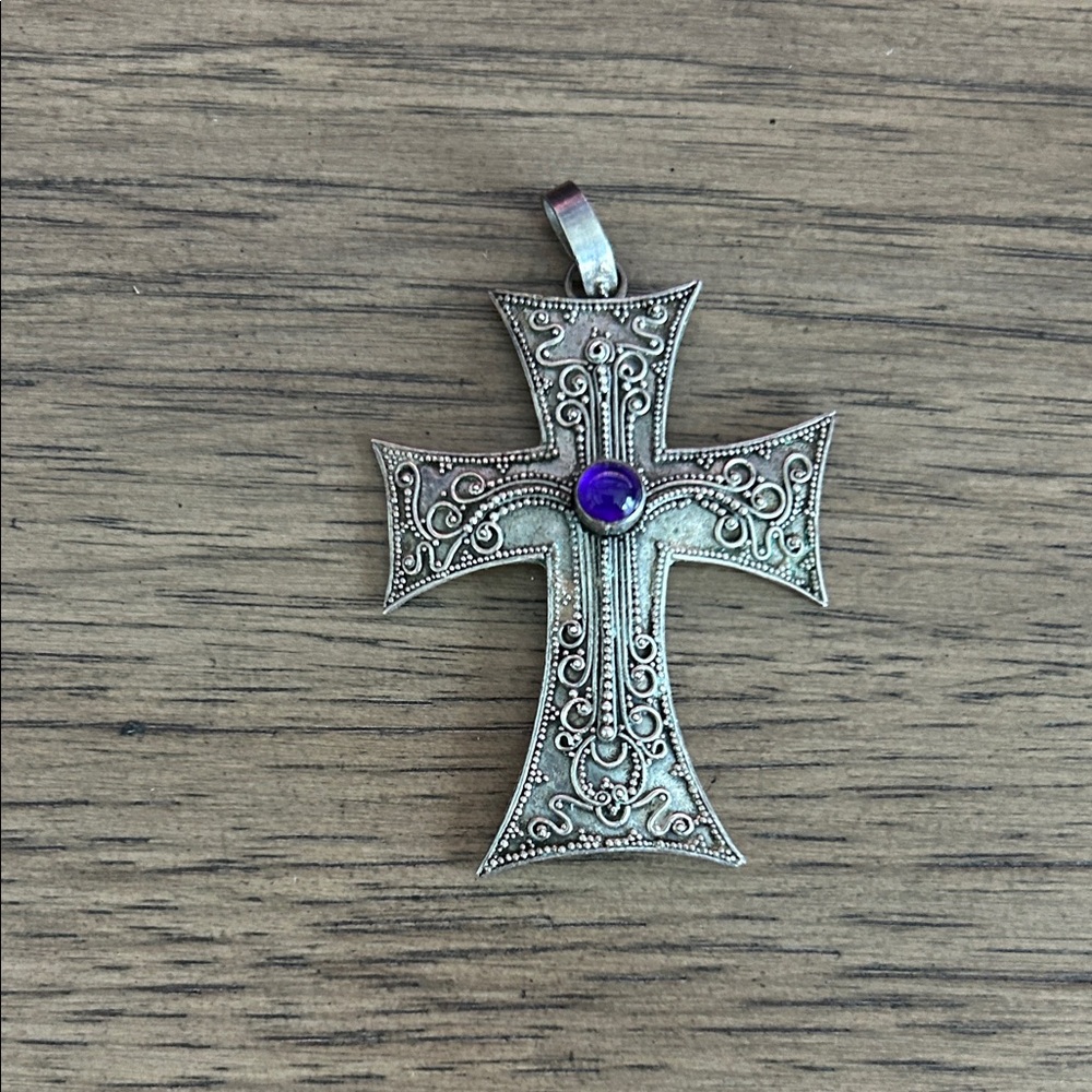 Large Ornate 925 Silver Cross Pendant with Purple amethyst Stone